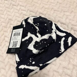 Arc'teryx Black and White Patterned Beanie